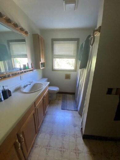 80 S Cypress St, Manchester, NH 03103 - photo 7