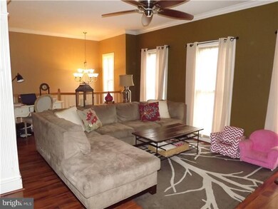 101 N Savanna Dr, Pottstown, PA 19465 - photo 6