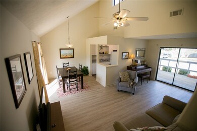 912 Hollins Rd, Auburn, AL 36830 - photo 7