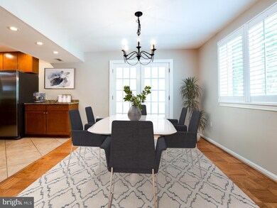 6905 Smyth St, Springfield, VA 22152 - photo 3