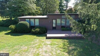 20070 Airmont Rd, Round Hill, VA 20141 - photo 4