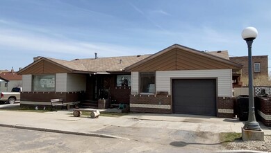 301 Alder 3
