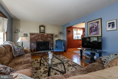 888 Mearns Rd, Warminster, PA 18974 - photo 7