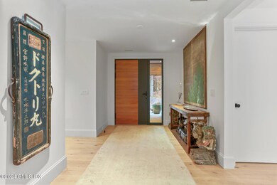 43 Bentwood Dr, Stamford, CT 06903 - photo 2