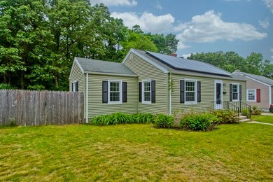 108 Webber St, Springfield, MA 01108 - photo 3
