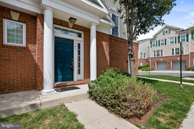 3541 Huntley Manor Ln, Alexandria, VA 22306 - photo 4