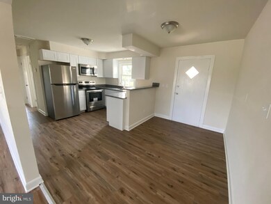 1606 Bragg Rd unit A, Fredericksburg, VA 22407 - photo 3