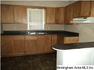 Tons of room in this kitchen.