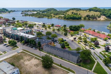 200 S Harbor Dr #9, Grand Haven-35