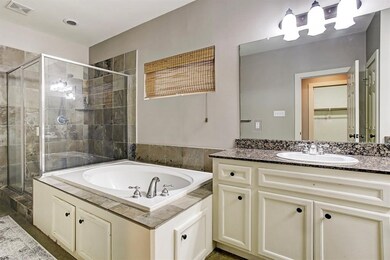 708 E 20th St, Houston, TX 77008 - photo 4