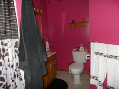 109 N Goodwin Ave, Kingston, PA 18704 - photo 7