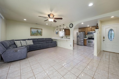 6913 Forman Way, Sacramento, CA 95828 - photo 2