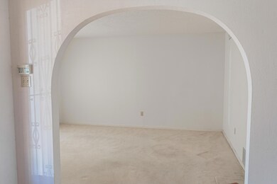 10505 Tomwood Ave, El Paso, TX 79925 - photo 6