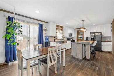 2217 Cedarwood Trail, Granbury, TX 76048 - photo 7