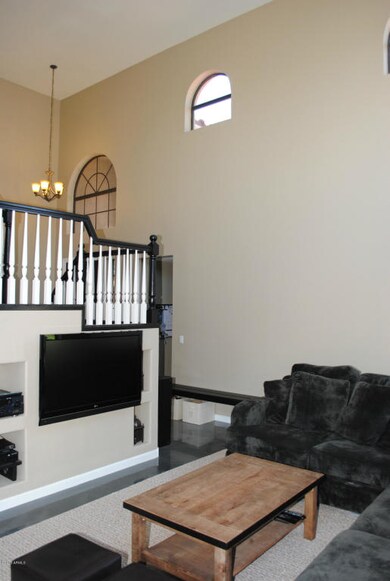 LIVING ROOM - BUILT IN ENTERTAINMENT CTR