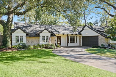 1630 Imperial Crown Dr, Houston, TX 77043 - photo 2