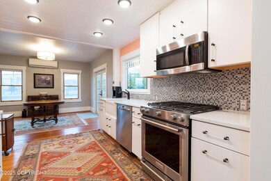 525 Grant St, Ketchikan, AK 99901 - photo 4