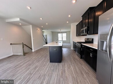 7101 Firwood Ln, Greater Landover, MD 20785 - photo 7