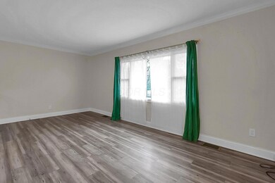 6-web-or-mls-2279-astor-ave