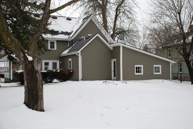 215 Church St, Brooklyn, WI 53521 - photo 5