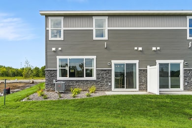 06-19972 Hunter's Ridge-6.jpg