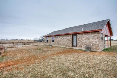 2588 County Road 4790, Boyd, TX 76023 - photo 3