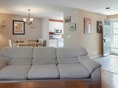 14 Fairway Ln unit 14, Blackstone, MA 01504 - photo 5