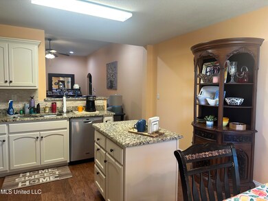 3302 Foxdale Loop, Southaven, MS 38672 - photo 6