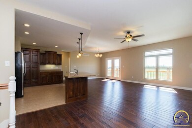 8501 SW 30th St, Topeka, KS 66614 - photo 2