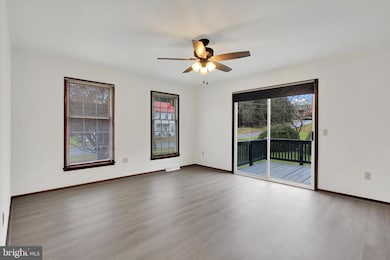 9230 Orchard Rd, Spring Grove, PA 17362 - photo 7