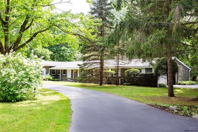 29 Spring Street Rd, Albany, NY 12211 - photo 2