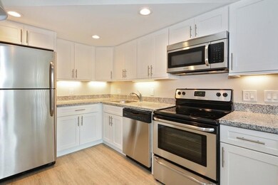 04_9DeerCreekRoad_A206_5_Kitchen_FlexMLS