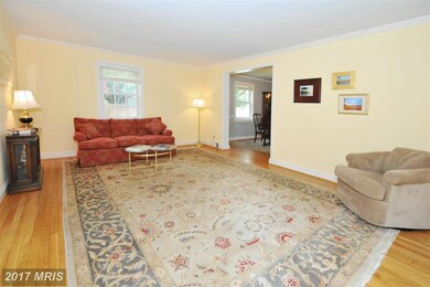 7900 Lynbrook Dr, Bethesda, MD 20814 - photo 4