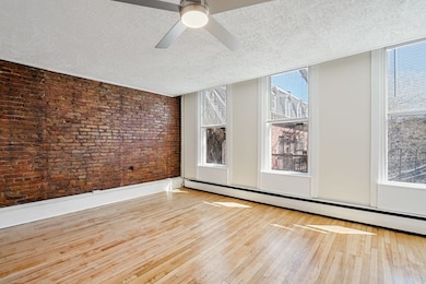 302 K St unit 2, Boston, MA 02127 - photo 3