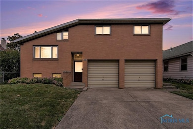 2909 111th St, Toledo, OH 43611 - photo 2