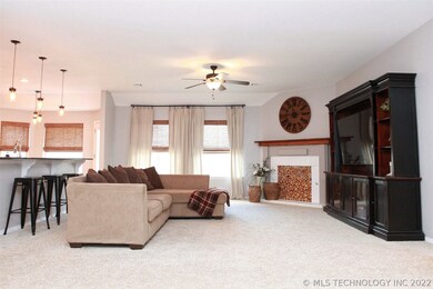 Wonderful well lighted large great room with fan /