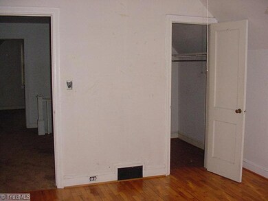 2nd Bedroom.