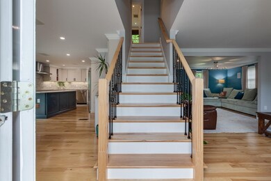 9 Mammoth Rd, Pelham, NH 03076 - photo 4