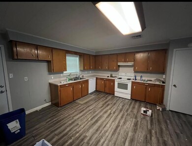 231 Thayer Ave, Eunice, LA 70535 - photo 5