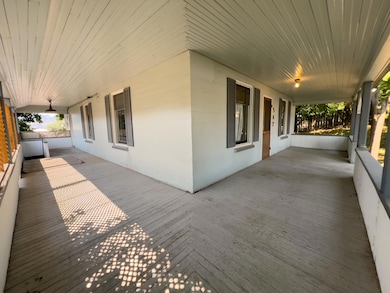 547 N Main St, Colville, WA 99114 - photo 4