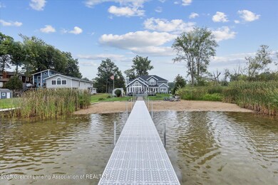 5837 Carlton St, Haslett, MI 48840 - photo 3