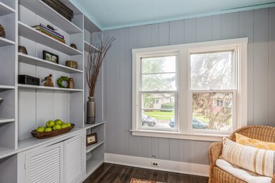Built in bookshelves for awesome storage.