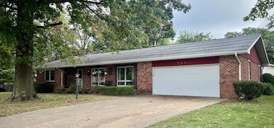 902 N Hovis St, Mountain Grove, MO 65711 - photo 2