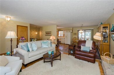 39 Loblin Ln, Hendersonville, NC 28792 - photo 3