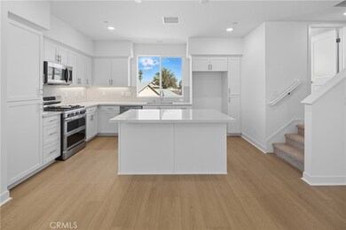 2217 W Orange Ave, Anaheim, CA 92804 - photo 6