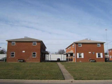 5775 Arborwood Ct, Columbus, OH 43229 - photo 4