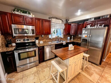 10 Little Cove Rd, Lake Ariel, PA 18436 - photo 2