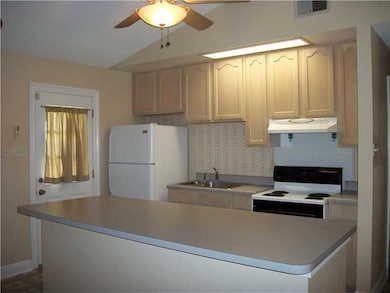 2801 Annette Dr, Marrero, LA 70072 - photo 4