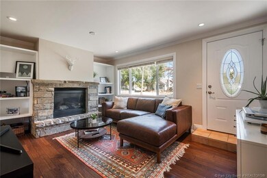 86 S 200 W, Midway, UT 84049 - photo 2