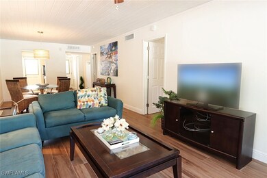 820 Ketch Dr unit 3, Naples, FL 34103 - photo 5